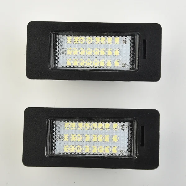 Jasne oświetlenie tablicy rejestracyjnej LED do BMW E90 E92 E39 E60 E61 M5 E70 - 2 sztuki