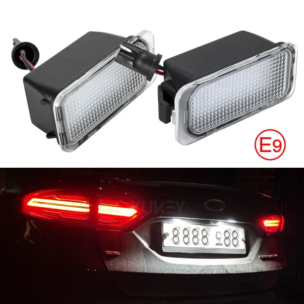 Wymiana oświetlenia tablicy rejestracyjnej LED Ford Focus MK2 MK3 Fiesta MK6 Mondeo Kuga S-MAX - 2x ksenonowe białe światła